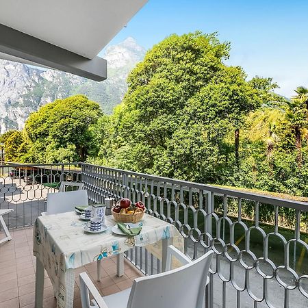Residenza Lago D'Argento - Happy Rentals Рива-дель-Гарда Экстерьер фото