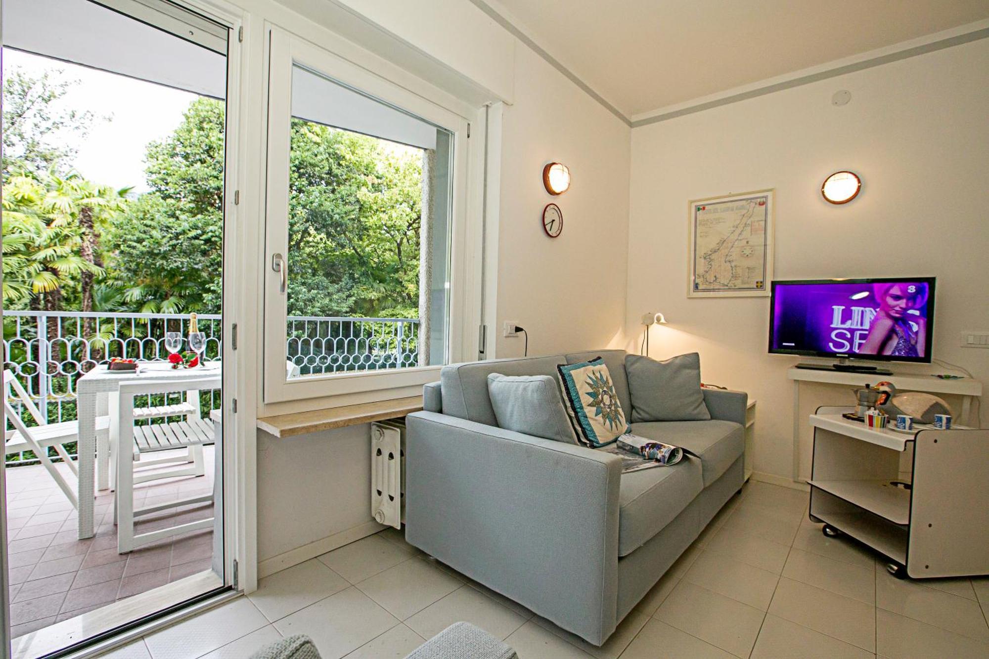 Residenza Lago D'Argento - Happy Rentals Рива-дель-Гарда Экстерьер фото