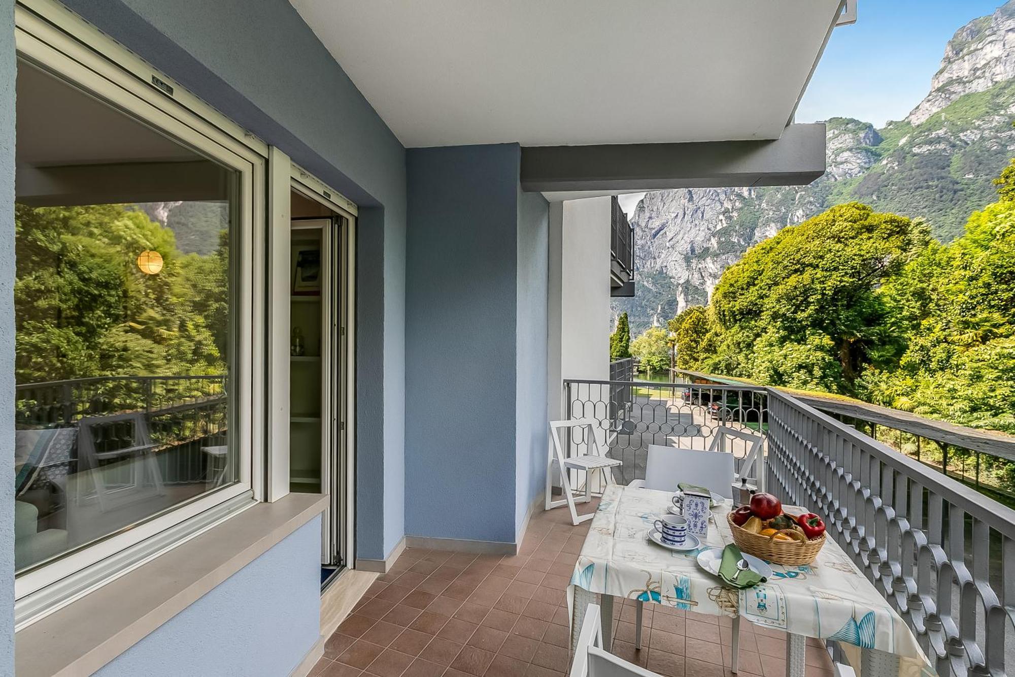 Residenza Lago D'Argento - Happy Rentals Рива-дель-Гарда Экстерьер фото